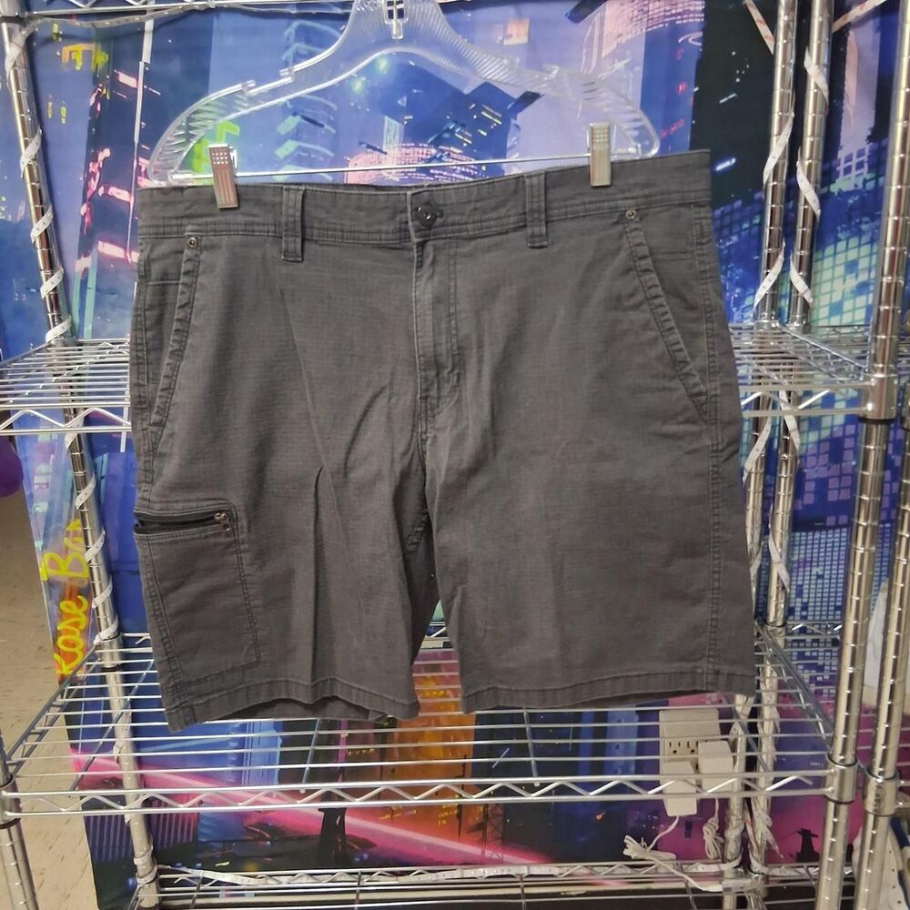 Weatherproof Men's Black and Grey Shorts